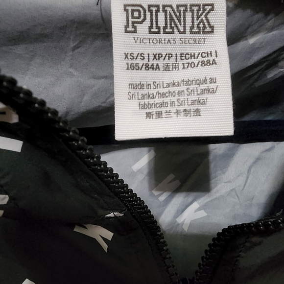 New PINK RAINCOAT - Picture 2 of 5